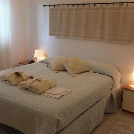 Fragus E Saboris De Sardigna فندق مبيت وإفطار 3*
