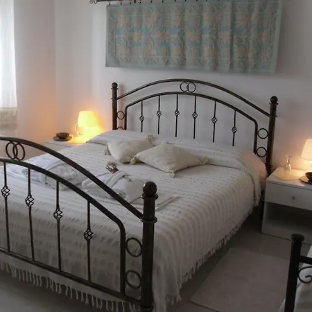 Fragus E Saboris De Sardigna Sadali