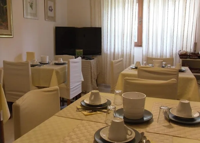 Fragus E Saboris De Sardigna Sadali